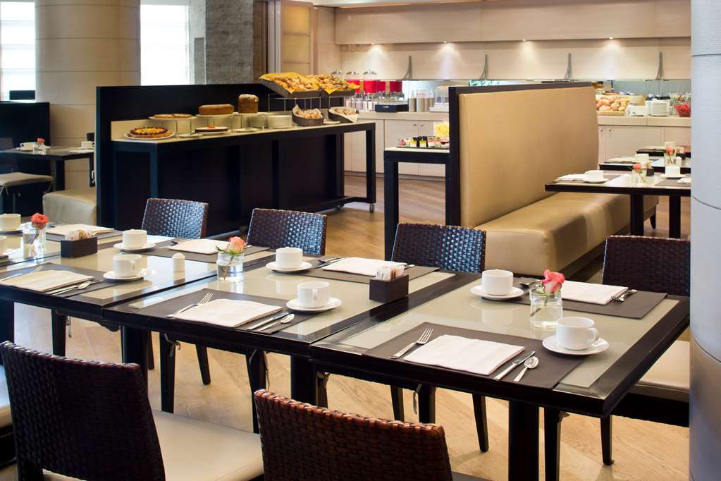 Starhotels Grand Milan 4*